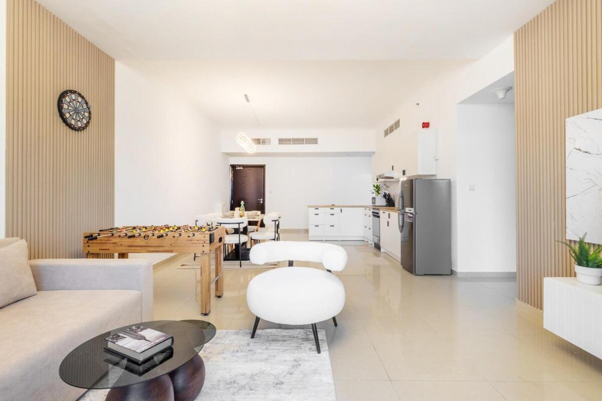 Luxury 3 Bhk In Marina By Dpie Dec 1007 Apartment *