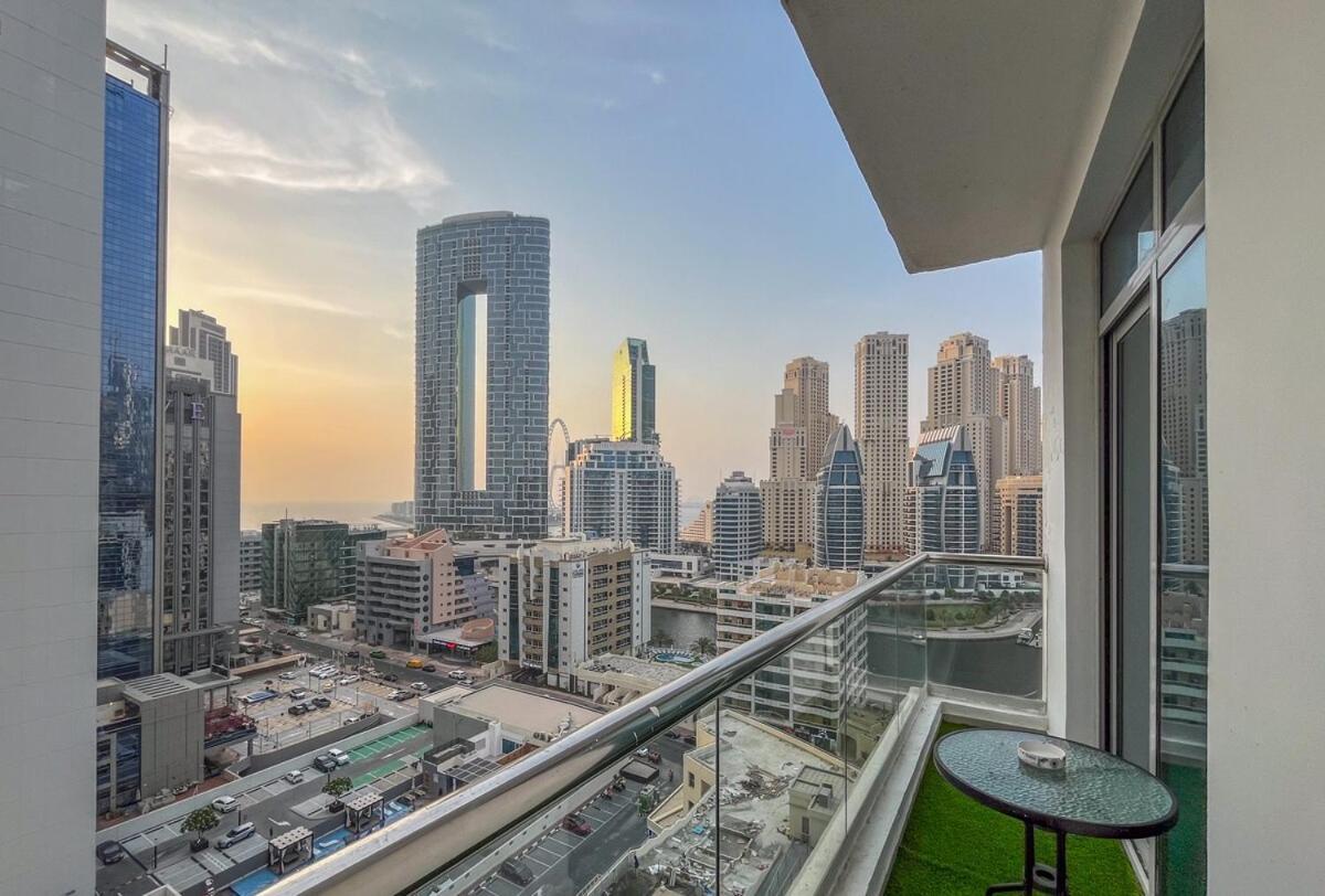 Apartment Luxury 3 Bhk In Marina By Dpie Dec 1007